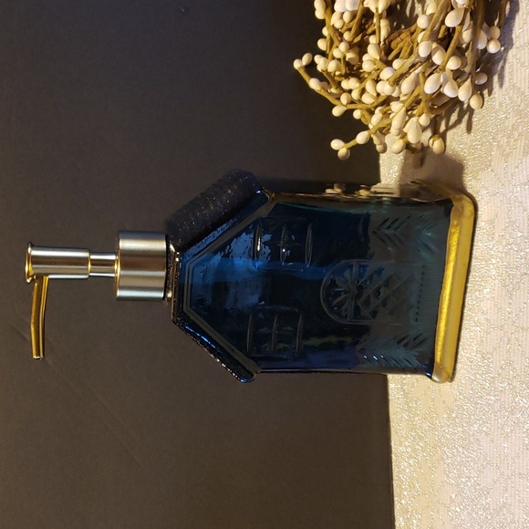 Threshold Blue Glass House Soap Dispenser with Gold Trim - New - Picture 9 of 11
